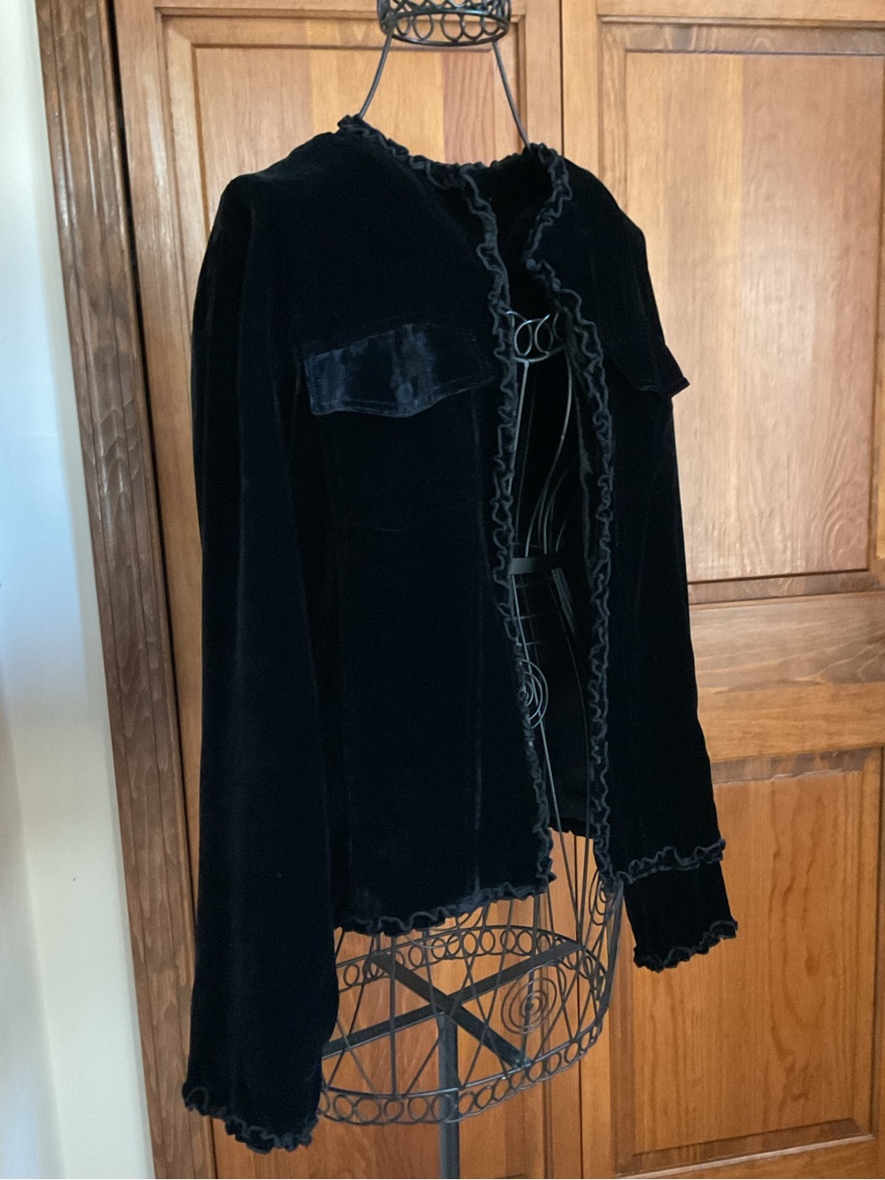 Chico's Black Velvet Ruffle-Edge Open Jacket, Small
